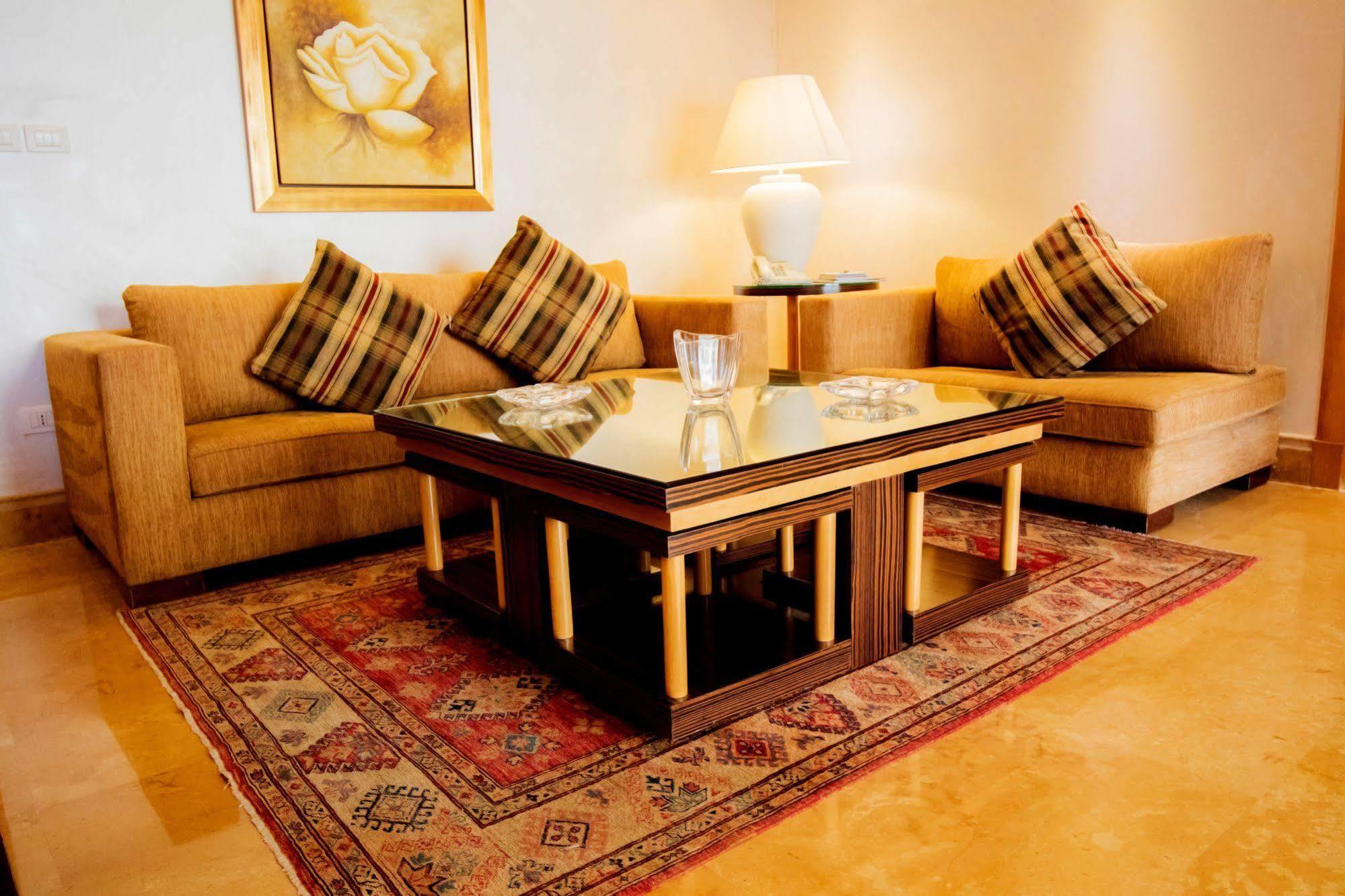 Apartamento Lahoya Garden Beirut Exterior foto