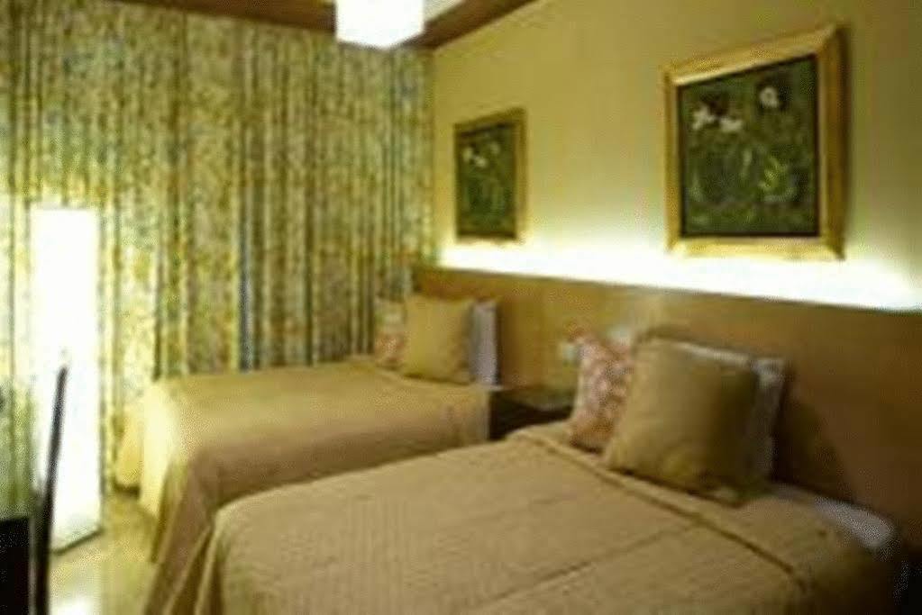 Apartamento Lahoya Garden Beirut Exterior foto